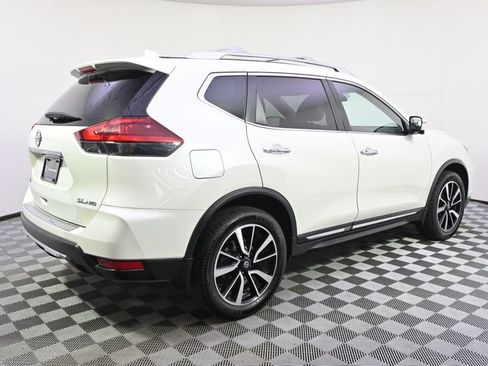 Used 2018 Nissan Rogue SL w/ Premium Package AWD/4WD image 7