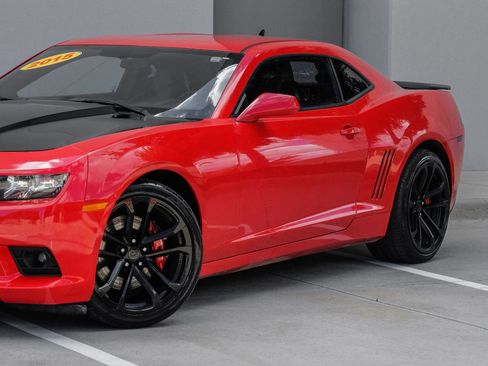 Used 2015 Chevrolet Camaro SS w/ SS Performance Package RWD image 15