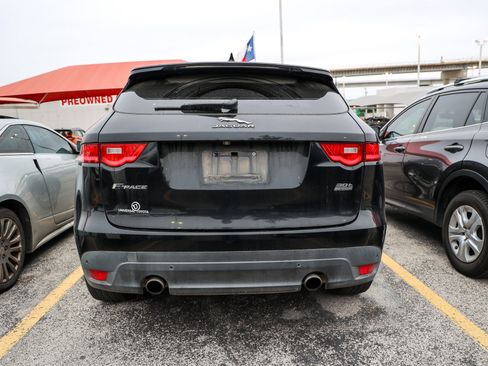 Used 2019 Jaguar F-PACE Prestige AWD/4WD image 9