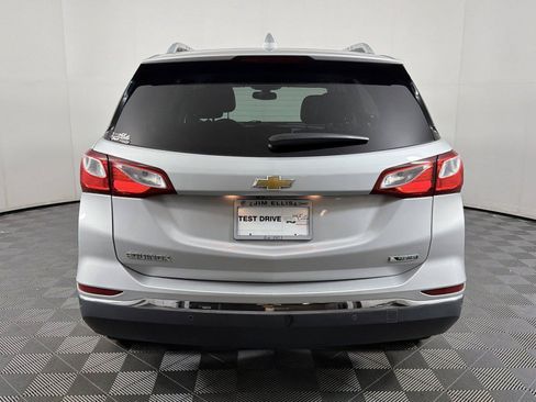 Used 2018 Chevrolet Equinox Premier FWD image 5