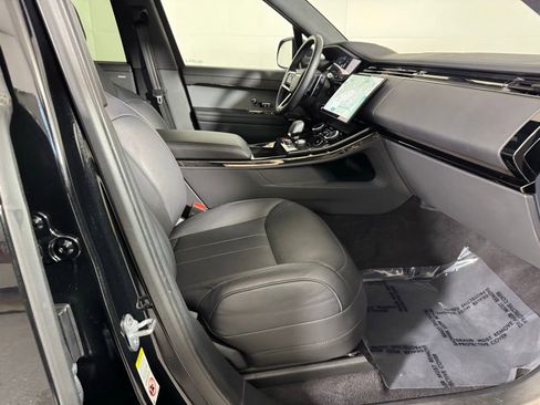 Used 2023 Land Rover Range Rover Sport SE AWD/4WD image 31