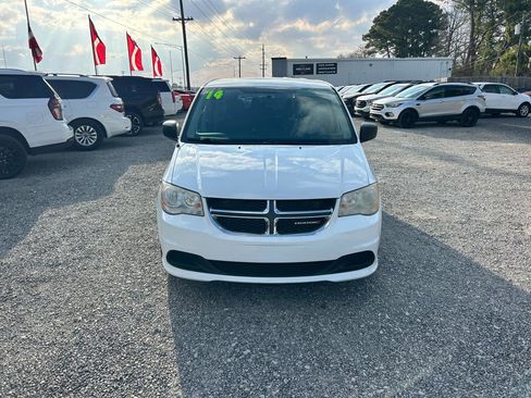 Used 2014 Dodge Grand Caravan American Value Package image 16