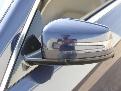 Used 2012 Mercedes-Benz E 550 Cabriolet image 39