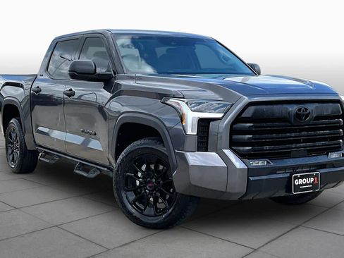 Used 2023 Toyota Tundra SR5 AWD/4WD image 5