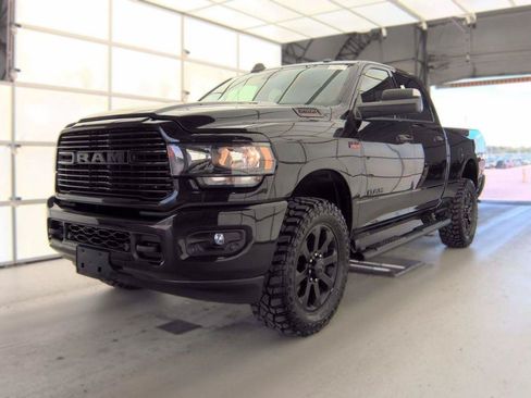 Used 2019 RAM 2500 Big Horn w/ Black Appearance Package AWD/4WD image 9