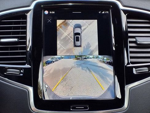 Used 2024 Volvo XC90 T8 Plus w/ Protection Package Premier AWD/4WD image 19