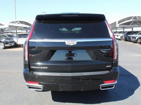 Used 2023 Cadillac Escalade ESV Premium Luxury w/ LPO, Floor Liner Package image 4