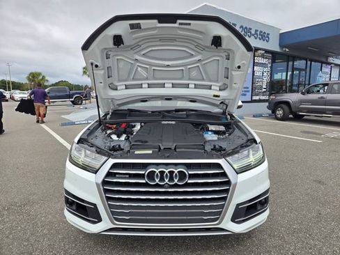 Used 2017 Audi Q7 3.0T Premium Plus w/ Premium Plus Package image 14
