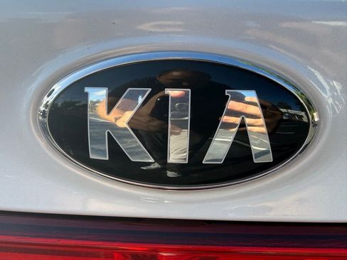 Used 2020 Kia Forte EX image 34