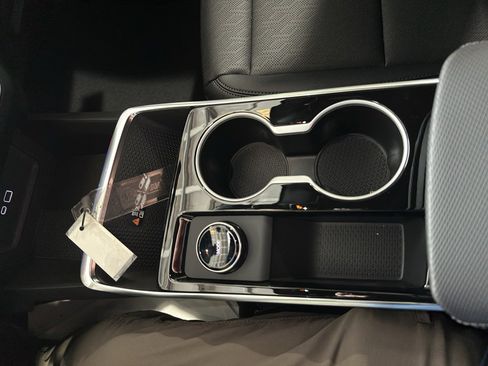 New 2026 Chevrolet Equinox LT w/ Convenience Package II image 34