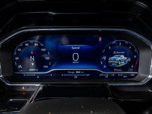 Used 2023 Chevrolet Silverado 1500 LT w/ Z71 Off-Road Package image 19