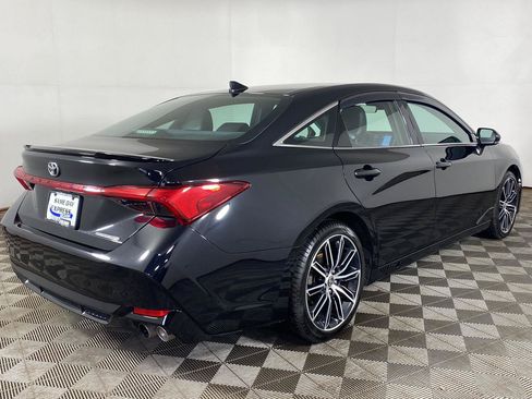 Used 2022 Toyota Avalon Touring w/ Carpet Mat Package (TMS) FWD image 6