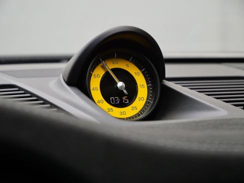 Used 2025 Porsche 911 GT3 RS image 30