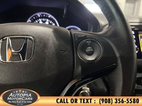 Used 2019 Honda HR-V Sport image 22