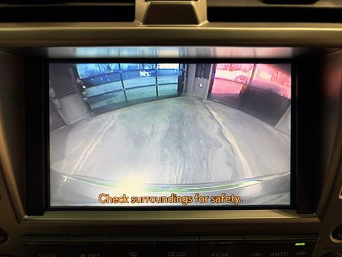 Used 2012 Lexus GX 460 image 24