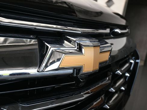 Used 2026 Chevrolet Equinox LT FWD image 45