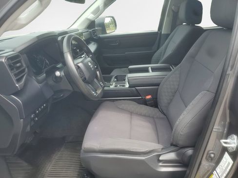Used 2023 Toyota Tundra SR AWD/4WD image 12