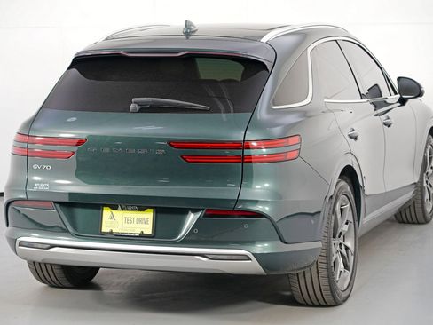 Used 2024 Genesis Electrified GV70 Advanced image 52