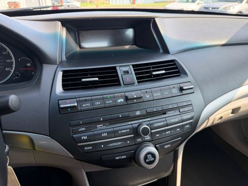Used 2009 Honda Accord EX-L image 8