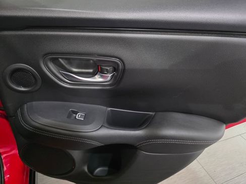 Used 2024 Honda HR-V EX-L image 12
