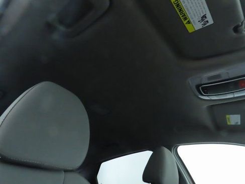 Used 2023 Hyundai Elantra SEL w/ Convenience Package image 19