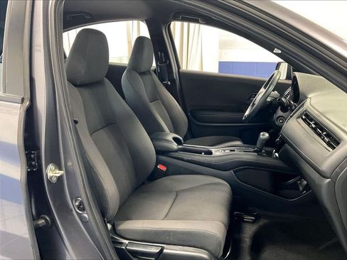 Used 2019 Honda HR-V Sport image 11