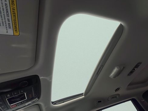 New 2026 Kia Carnival SX Prestige FWD image 14