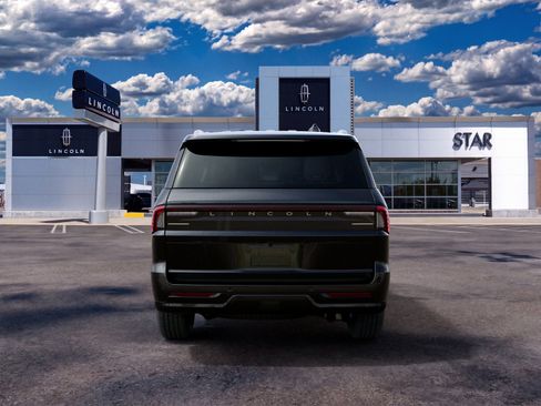 New 2027 Lincoln Navigator Black Label AWD/4WD image 7