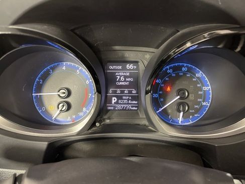 Used 2014 Toyota Corolla S Premium w/ Driver Convenience Package image 28