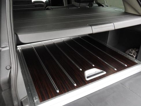 Used 2016 Land Rover Range Rover LWB SV Autobiography image 23