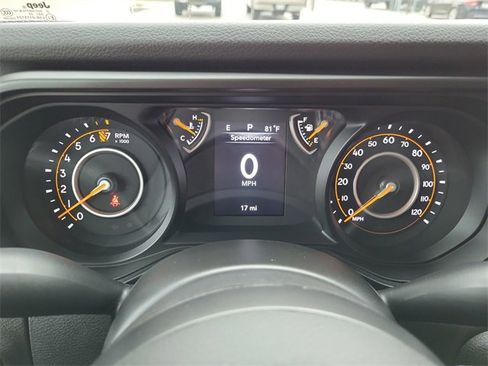 New 2025 Jeep Gladiator Sport image 10