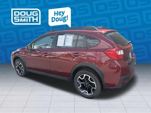 Used 2017 Subaru Crosstrek 2.0i Limited AWD/4WD image 3