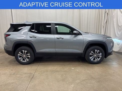 New 2026 Chevrolet Equinox LT FWD image 2