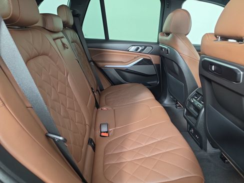 Used 2024 BMW X5 sDrive40i w/ M Sport Package RWD image 39