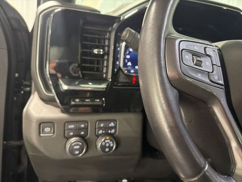 Certified 2024 Chevrolet Silverado 1500 High Country w/ Technology Package AWD/4WD image 34