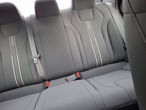 Certified 2023 Hyundai Elantra SEL image 20