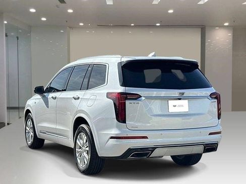 Certified 2024 Cadillac XT6 Luxury w/ LPO, Floor Liner Package AWD/4WD image 3
