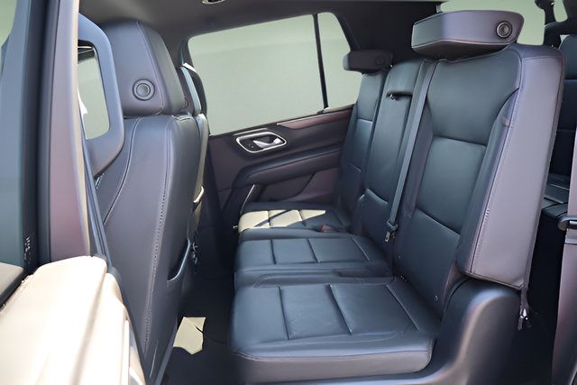 Used 2024 Chevrolet Tahoe LT AWD/4WD image 23