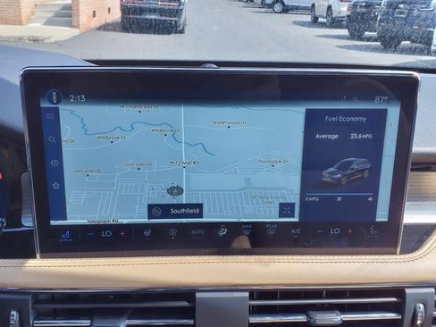 New 2023 Lincoln Corsair Reserve w/ Equipment Group 202A image 41