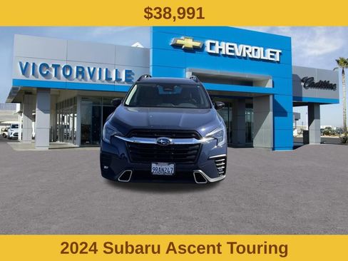 Used 2024 Subaru Ascent Touring AWD/4WD image 2