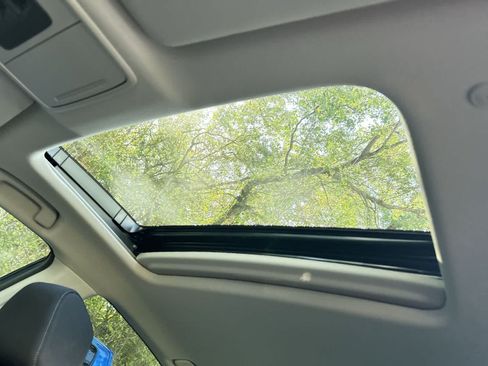 Certified 2025 Honda Accord SE image 17