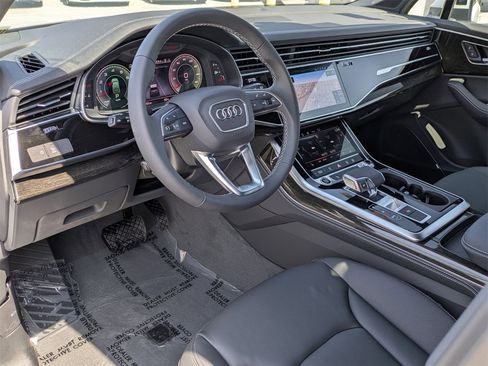 New 2025 Audi Q7 3.0T Premium Plus image 8