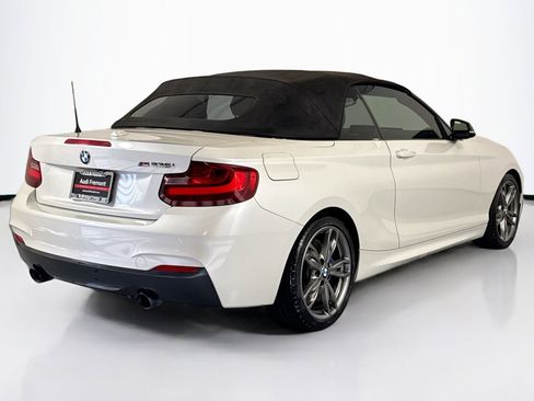Used 2016 BMW M235i Convertible image 5