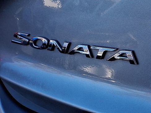 Used 2015 Hyundai Sonata Sport w/ Option Group 04 FWD image 28