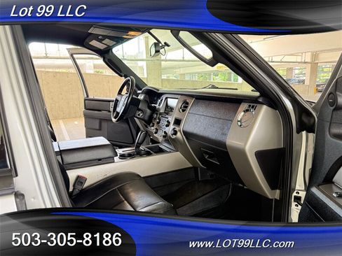Used 2015 Ford Expedition EL XLT w/ Equipment Group 202A AWD/4WD image 44