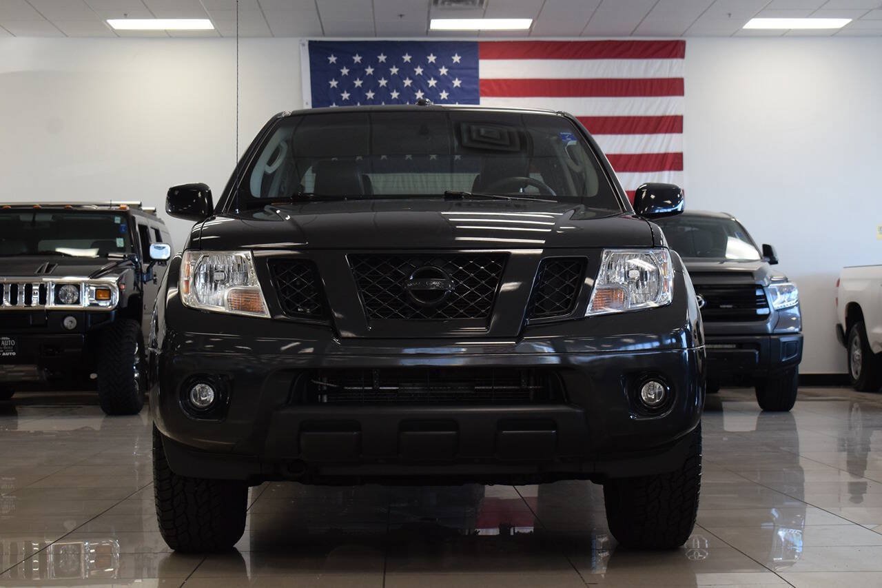 Used 2010 Nissan Frontier PRO-4X w/ Pro-4x Value Truck Pkg AWD/4WD image 2