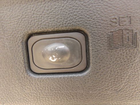 Used 2018 Ford Edge SEL w/ Equipment Group 201A FWD image 15