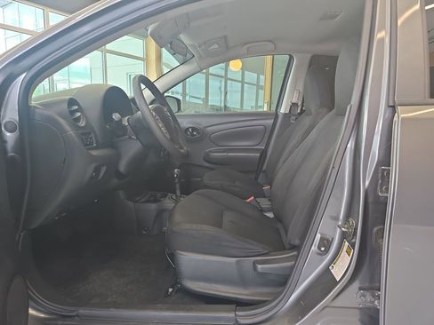 Used 2016 Nissan Versa S Plus image 10