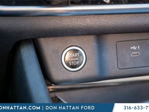 Used 2021 Nissan Rogue SV w/ Premium Package image 12