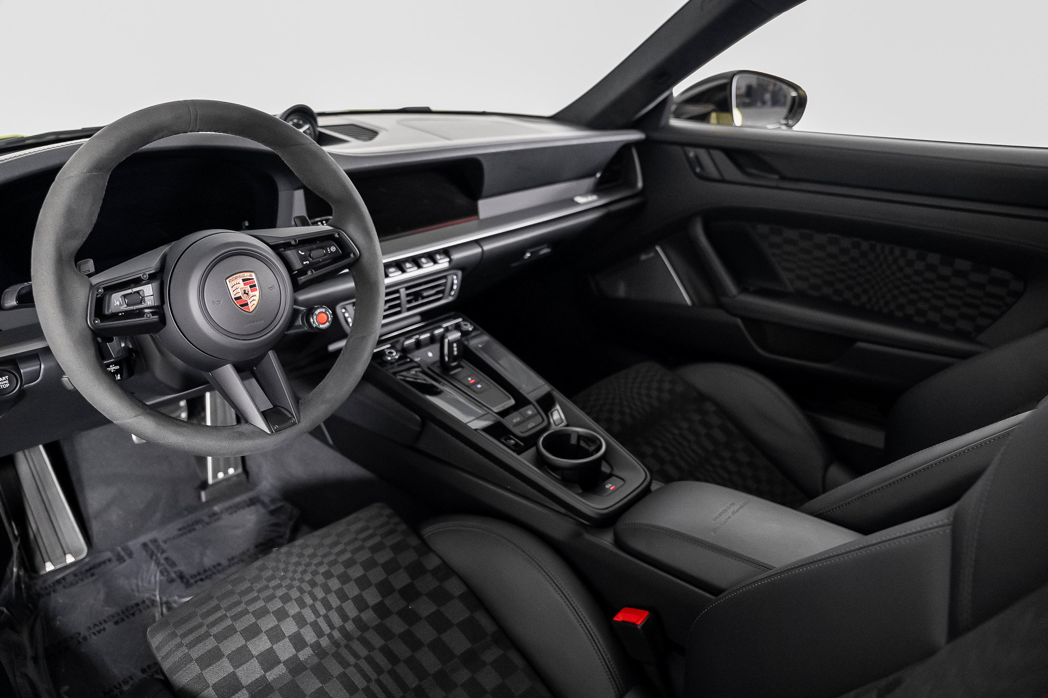 Used 2026 Porsche 911 Carrera GTS RWD image 2